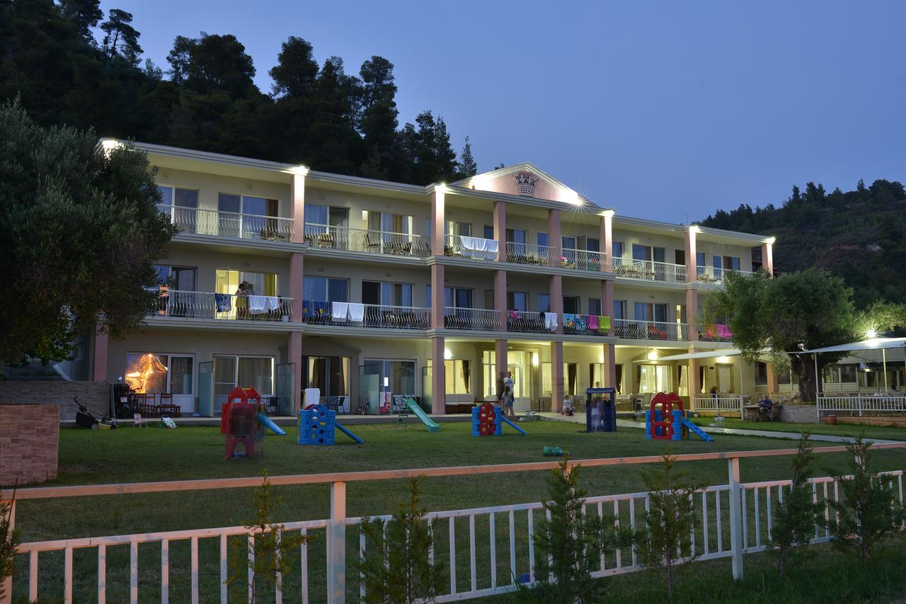 Crown Hotel Nea Skioni Buitenkant foto